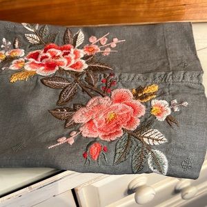 Johnny Was embroidered linen pants EEEUC